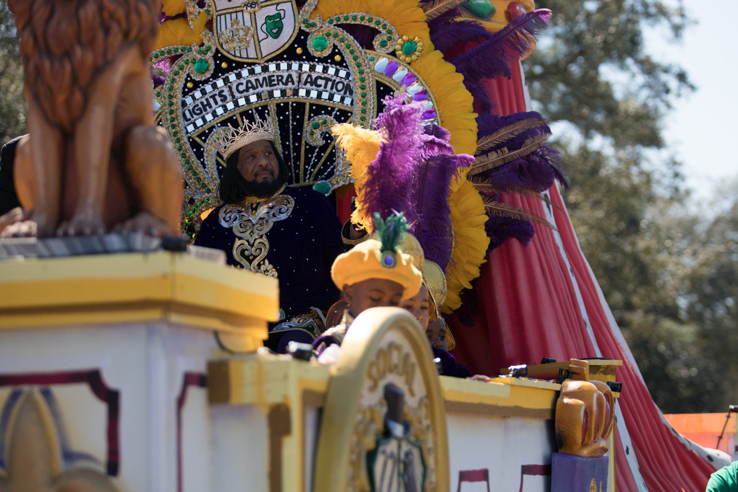 Krewe of NOMTOC 2017 rolls in Algiers: See Mardi Gras parade photos